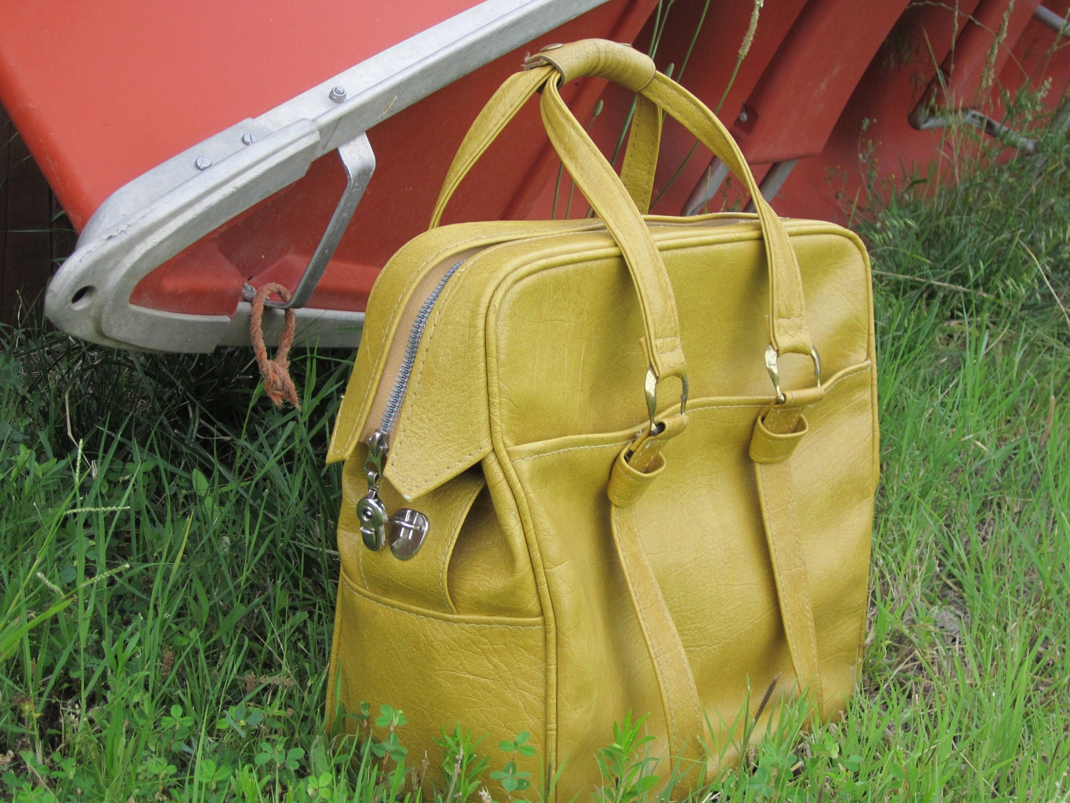 Mustard Yellow Samsonite Messenger / Weekender Travel Bag - 1970's Style
