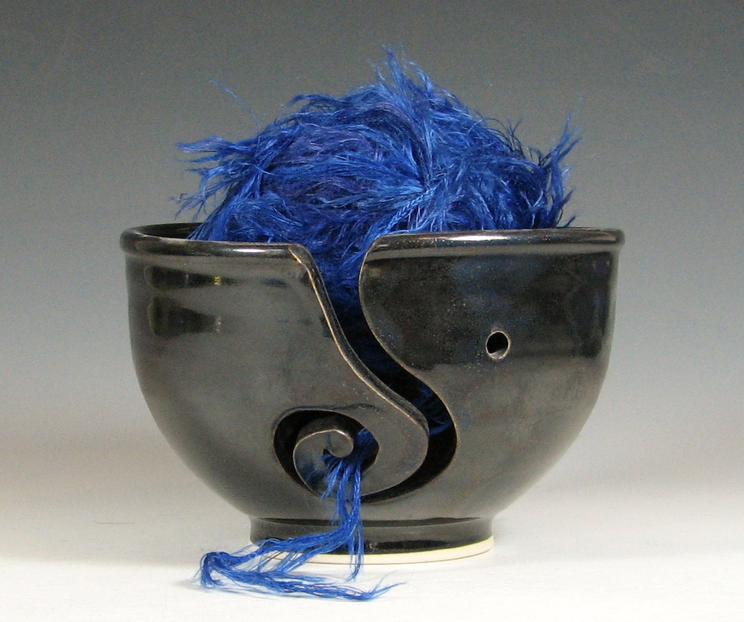 SALE Yarn bowl knitting crochet, spiral ceramic, glazed in black, handmade porcelain by hughes pottery